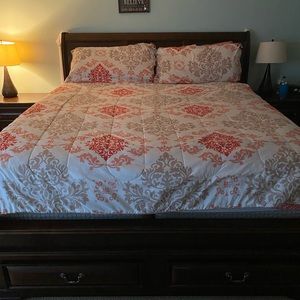 Bedroom set NO MATTRESSES